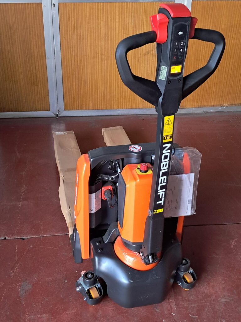 montacarga30